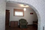 Крым  Штормовое, гостевой дом    Номер»двухкомнатный с мини кухней 1 этаж