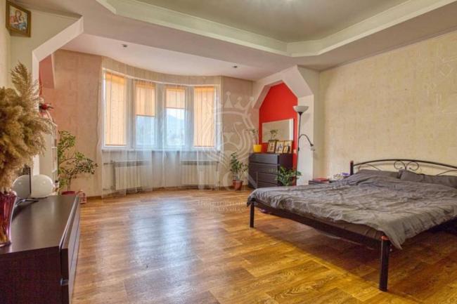 Крым  недвижимость Алушта купить 2 комнатных апартаментов в Алуште